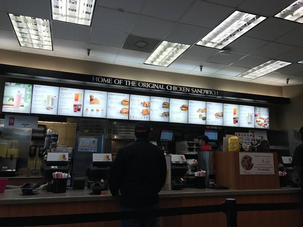 Chick-fil-A | restaurant | 8200 Perry Hall Blvd, Baltimore, MD 21236, USA | 4109318642 OR +1 410-931-8642