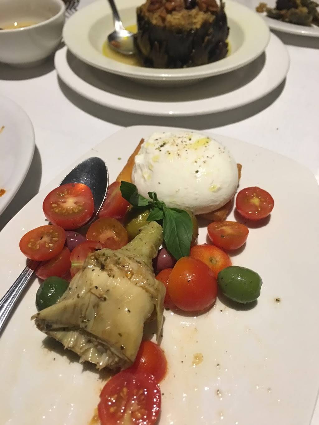 Patricias | restaurant | 1082 Morris Park Ave, Bronx, NY 10461, USA | 7184099069 OR +1 718-409-9069