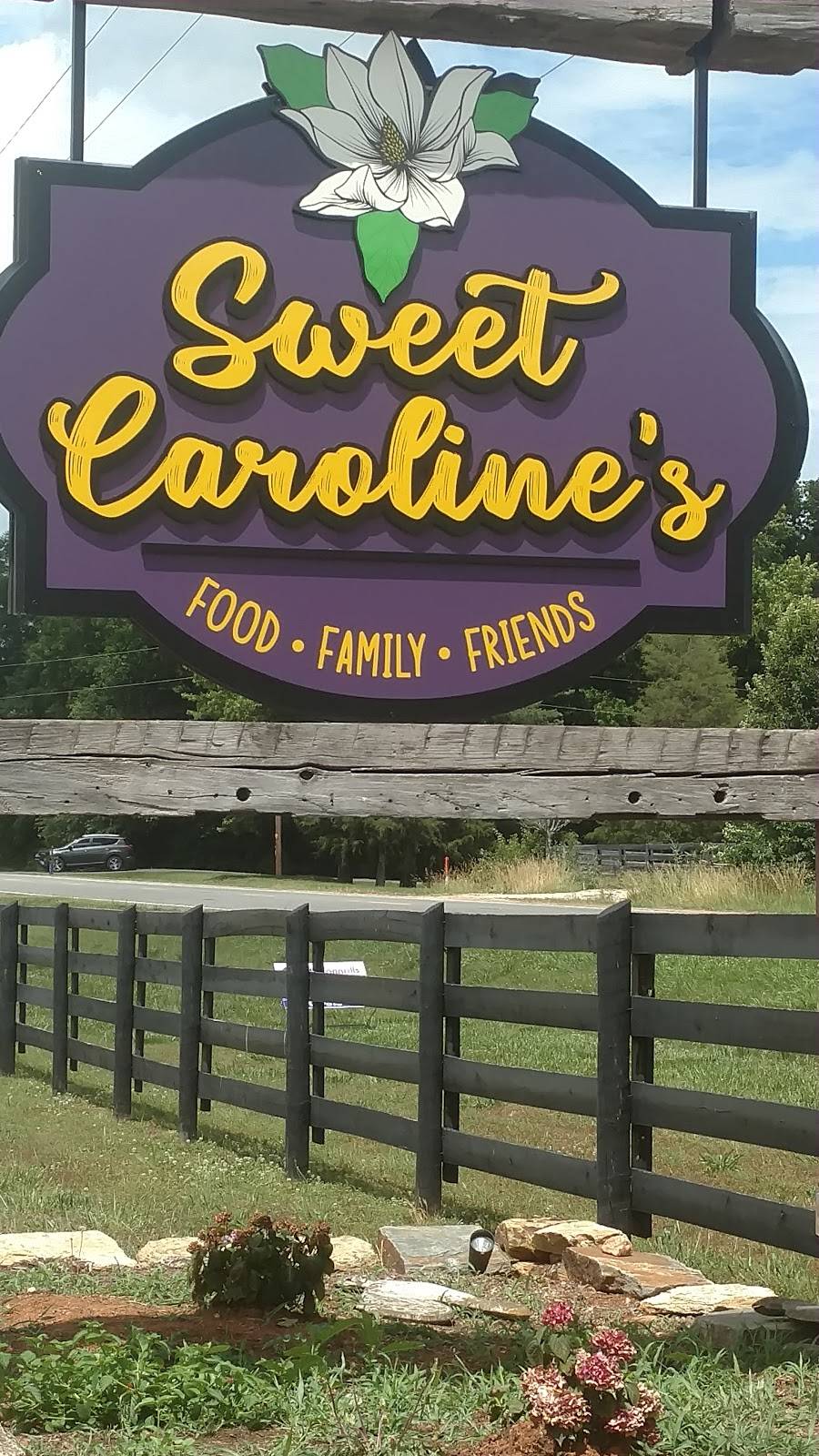 Sweet Carolines BBQ | restaurant | 4000 Chester Hwy, McConnells, SC 29726, USA | 8036283900 OR +1 803-628-3900