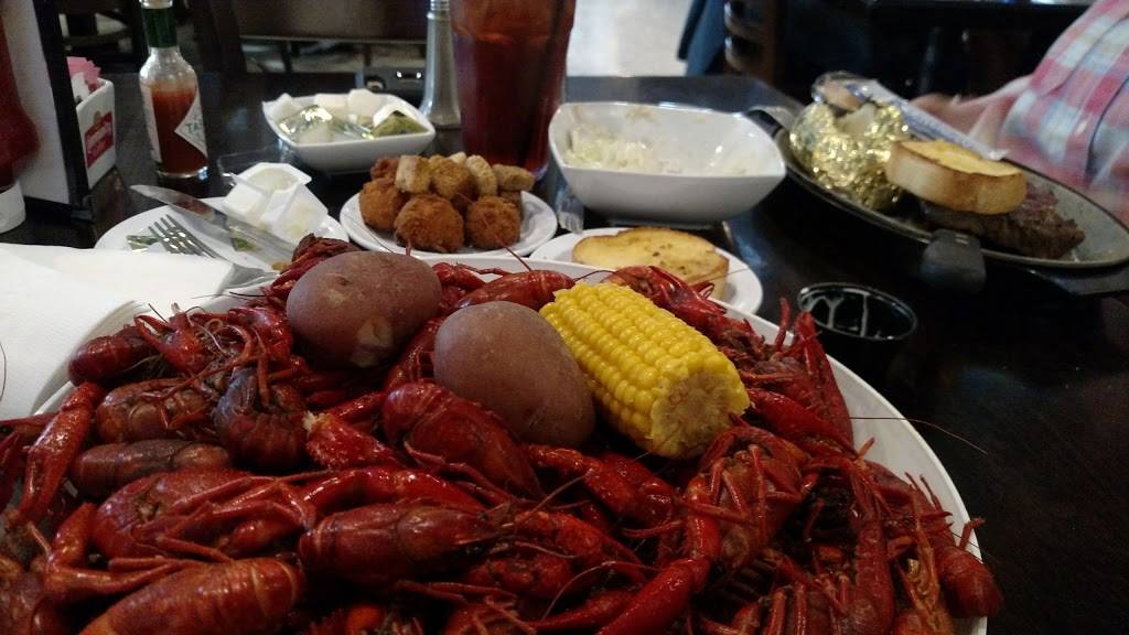 Dukes Seafood and Steakhouse | restaurant | 33920 LA-16, Denham Springs, LA 70706, USA | 2252436255 OR +1 225-243-6255