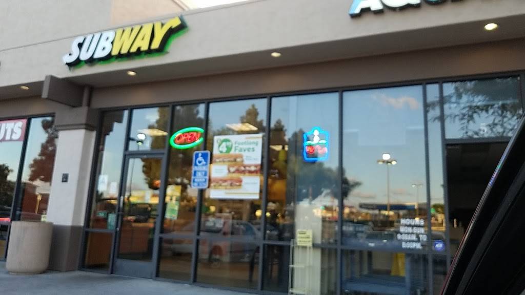 Subway Restaurants | restaurant | 263-4 E Orange Ave, Chula Vista, CA 91911, USA | 6194099007 OR +1 619-409-9007