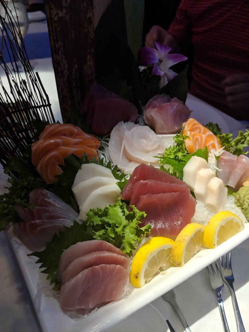 Shogun Legends | restaurant | 1969 NJ-34, Wall Township, NJ 07719, USA | 7324496696 OR +1 732-449-6696