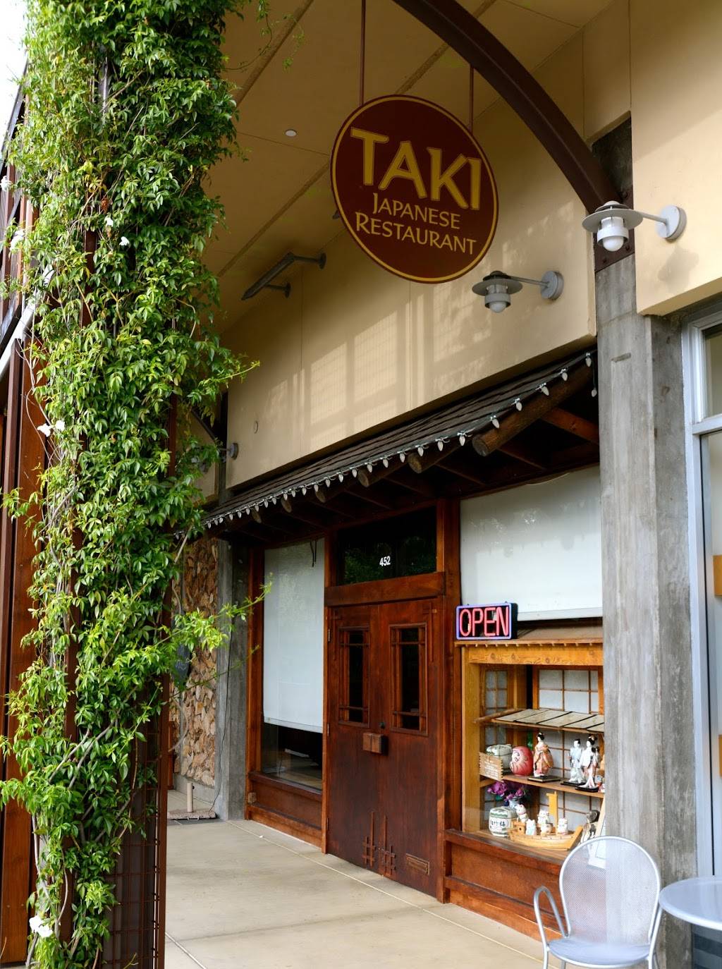 Taki Japanese Restaurant | restaurant | 452 Ignacio Blvd, Novato, CA 94949, USA | 4158832423 OR +1 415-883-2423
