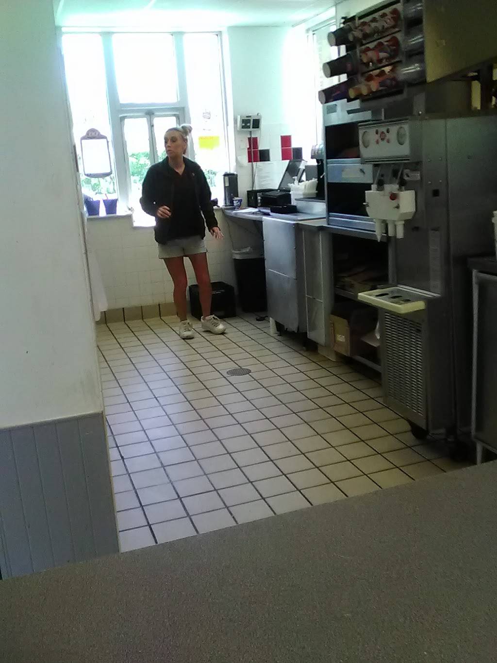 Dairy Queen | restaurant | 217 N Warpath Dr, Milan, IN 47031, USA | 8126542528 OR +1 812-654-2528