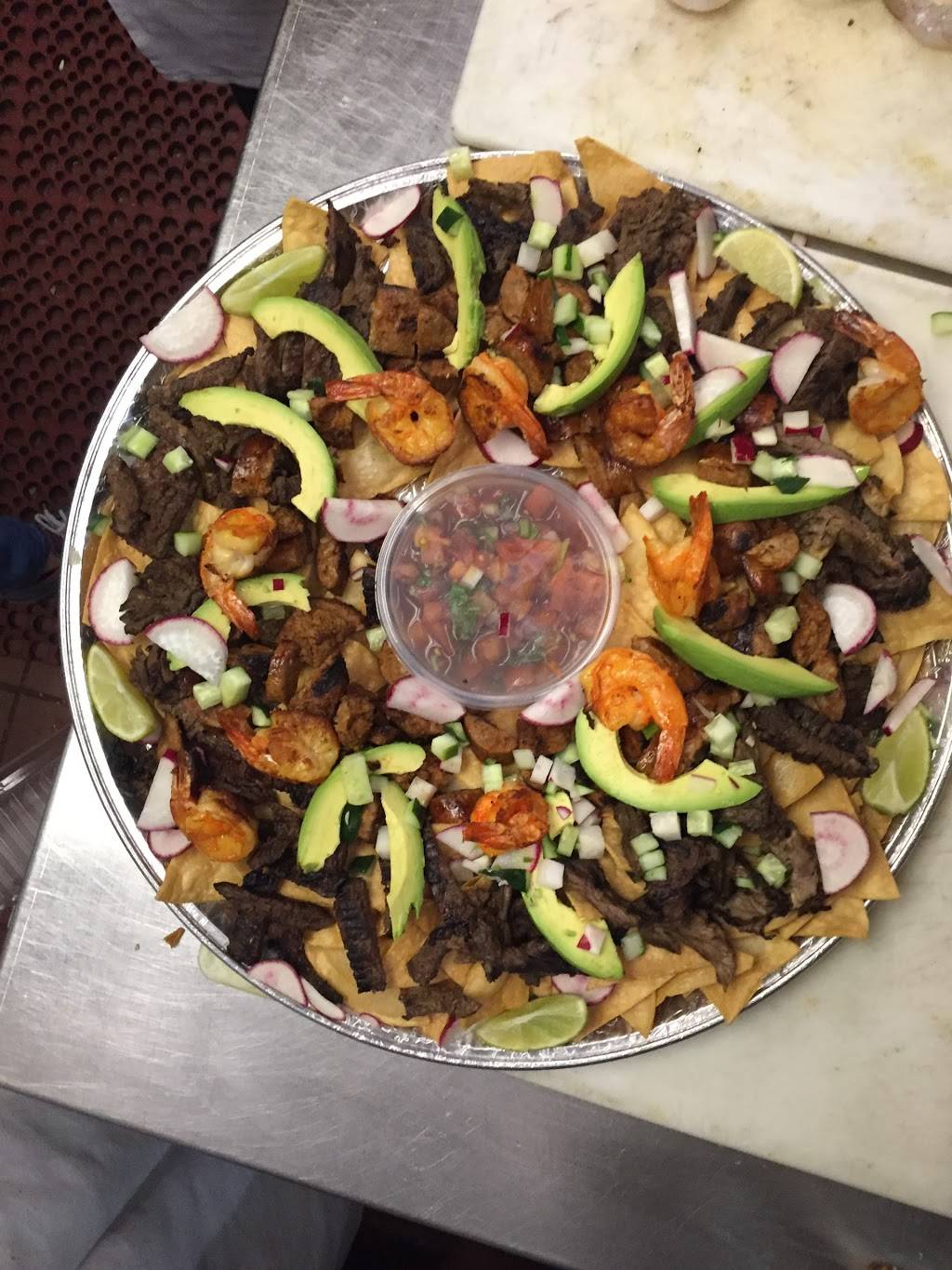 La Cascada | restaurant | 46455 County Rd 48, Southold, NY 11971, USA | 6317658708 OR +1 631-765-8708