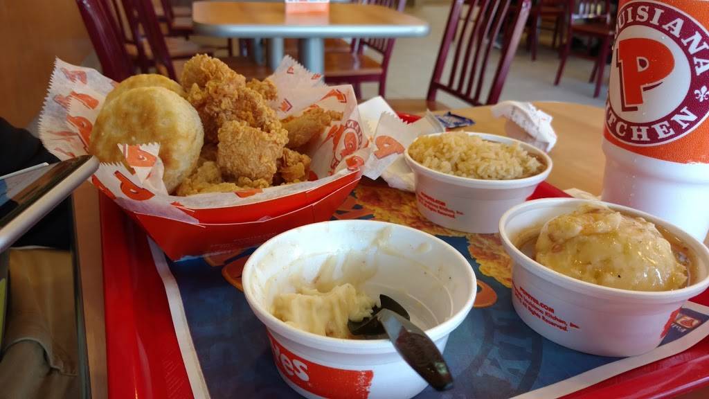 Popeyes Louisiana Kitchen | restaurant | 11850 Sunrise Valley Dr, Reston, VA 20191, USA | 7032643308 OR +1 703-264-3308