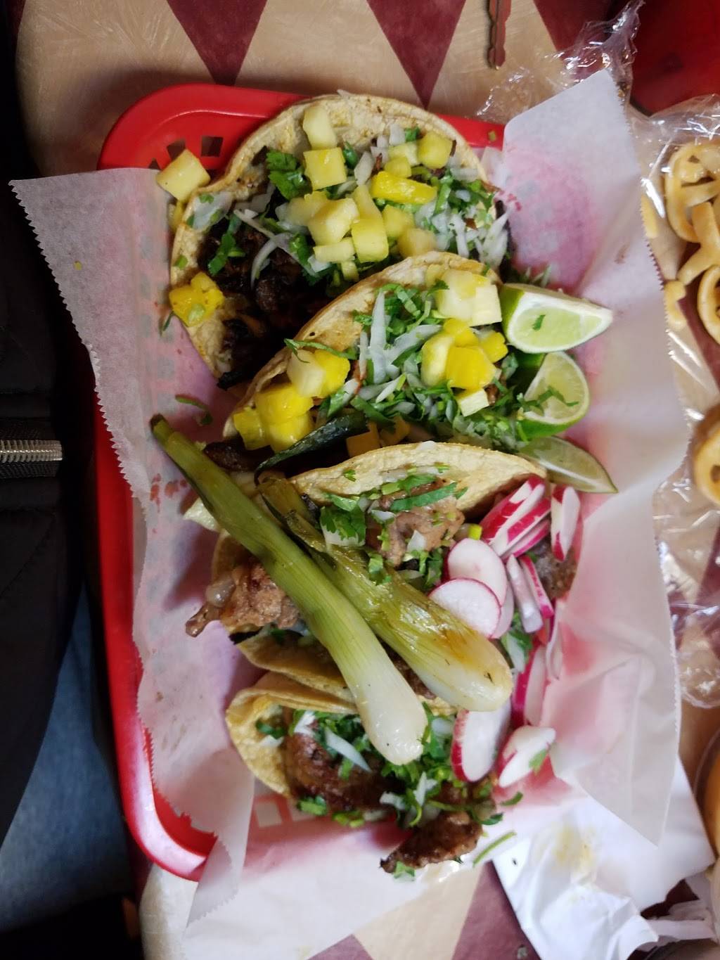 El Gran Tako | restaurant | 340 E New Circle Rd #100, Lexington, KY 40505, USA | 8592455684 OR +1 859-245-5684