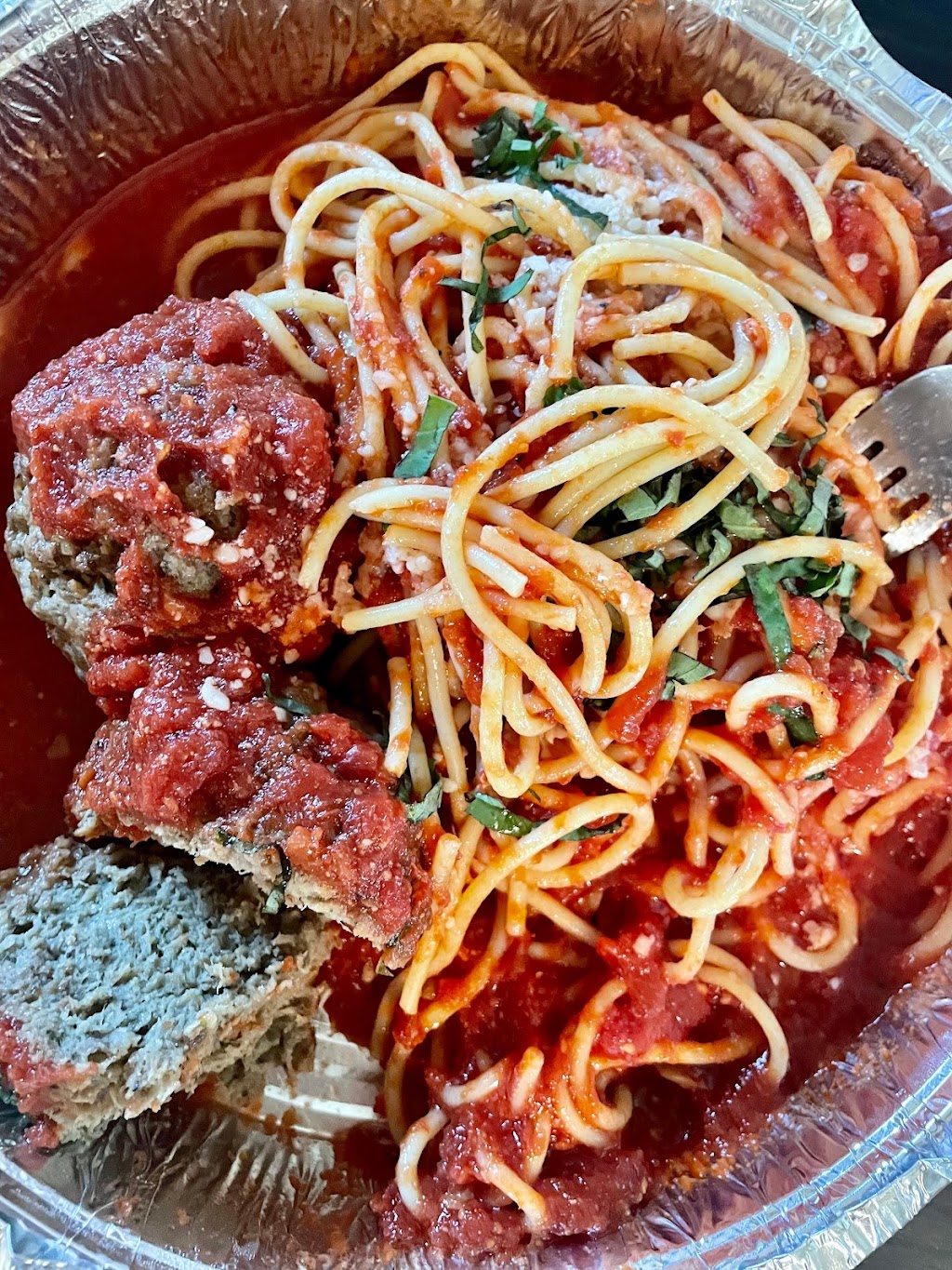 Bada Bing Pizza Co. | restaurant | 11600 Gladiolus Dr, Fort Myers, FL 33908, USA | 2395908917 OR +1 239-590-8917