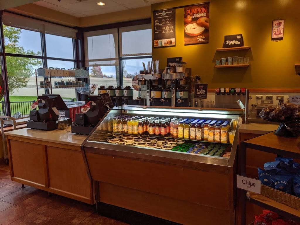 Brueggers Bagels | bakery | 12525 Ulysses St NE Suite 100, Blaine, MN 55434, USA | 7638627830 OR +1 763-862-7830