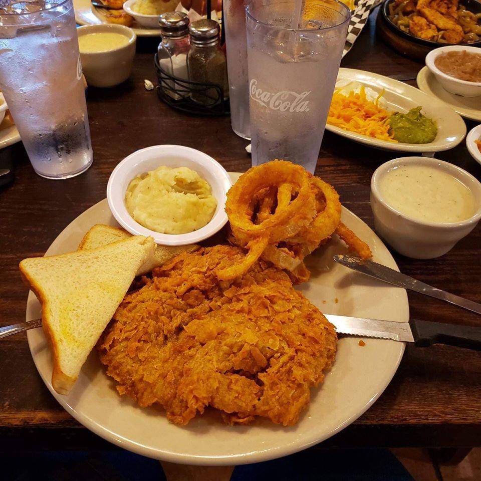 Black Sheep Baa & Grill | restaurant | 211 S Caddo St, Cleburne, TX 76031, USA | 6823171848 OR +1 682-317-1848