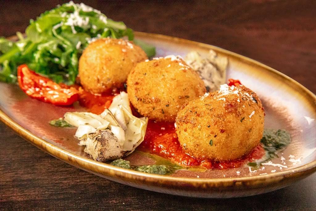 Villa Italiano Chophouse | restaurant | 7700 Westgate Blvd, Kissimmee, FL 34747, USA | 4073968523 OR +1 407-396-8523