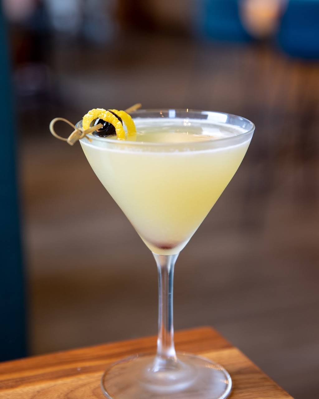 Bluewater Grill | restaurant | 15 E Cabrillo Blvd, Santa Barbara, CA 93101, USA | 8058455121 OR +1 805-845-5121