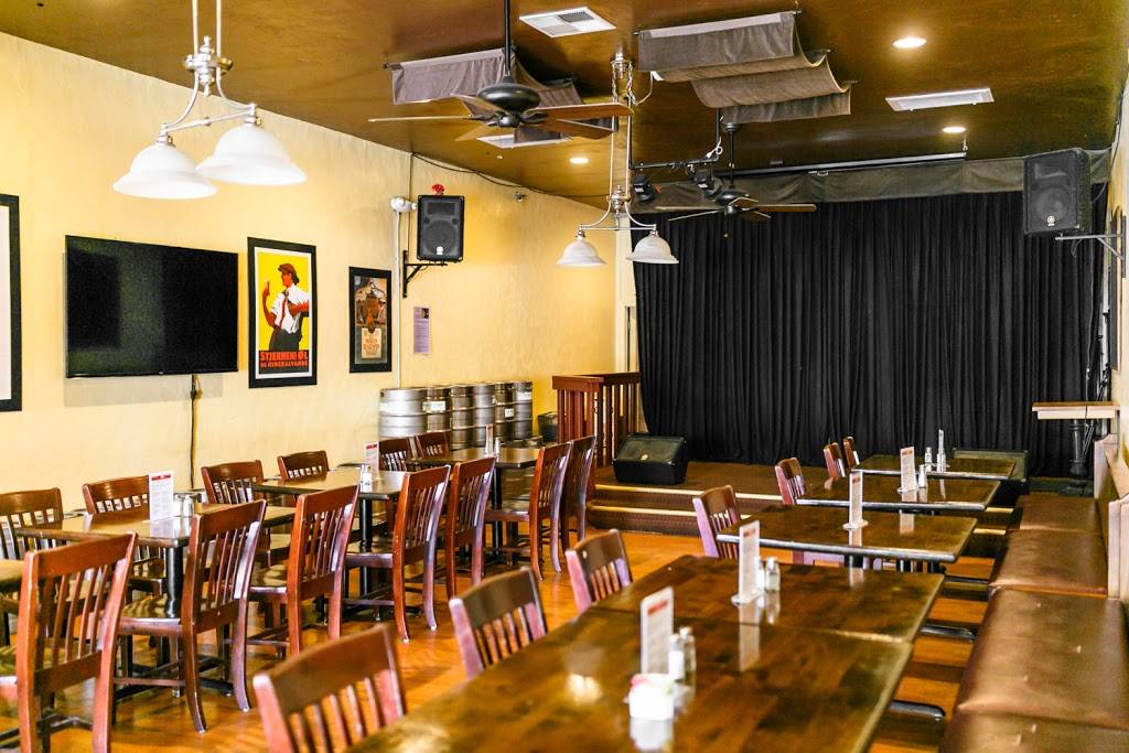 Cloverdale Ale Company | restaurant | 131 E 1st St, Cloverdale, CA 95425, USA | 7078949610 OR +1 707-894-9610