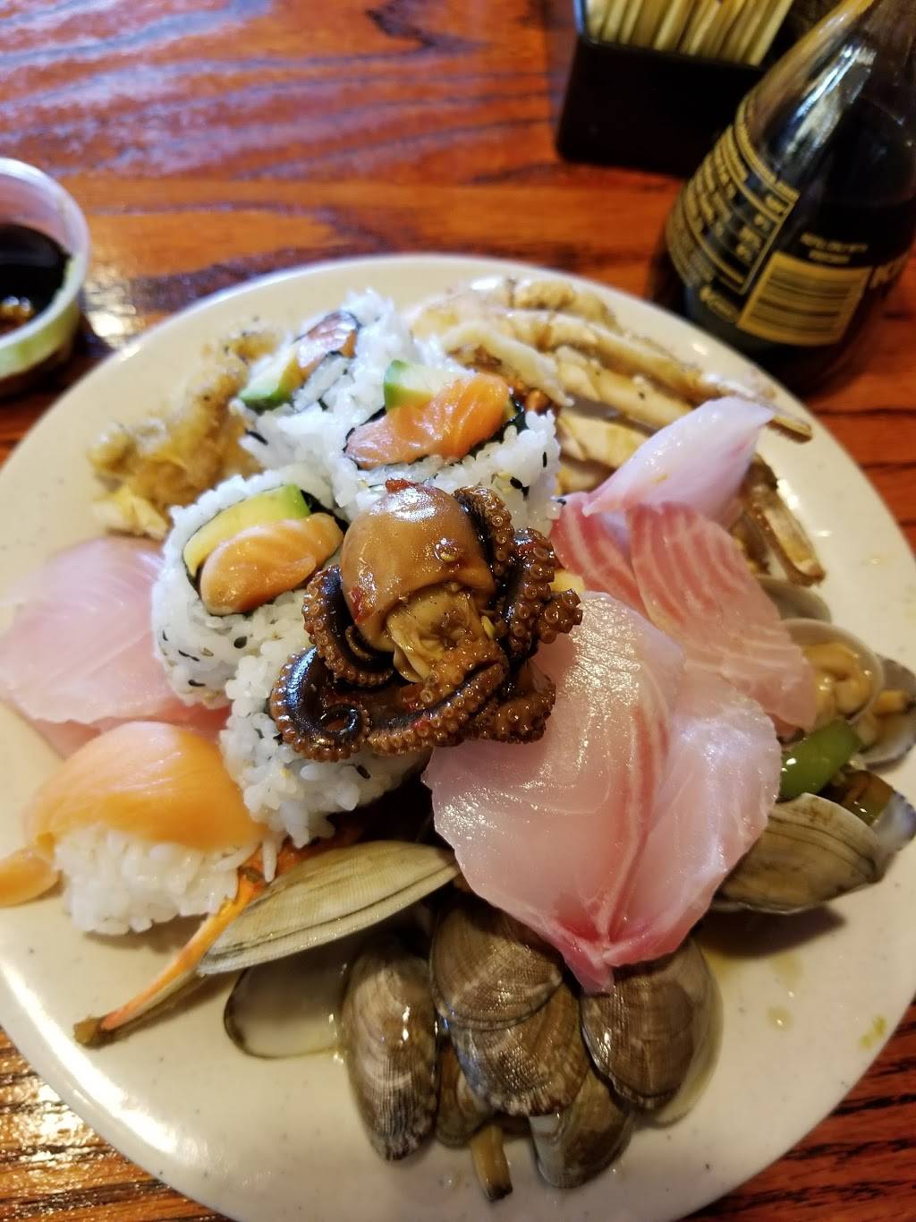 Supreme Buffet Sushi & Hibachi | restaurant | 1323 W St James Lutheran Ln, Columbus, OH 43228, USA | 6148708888 OR +1 614-870-8888