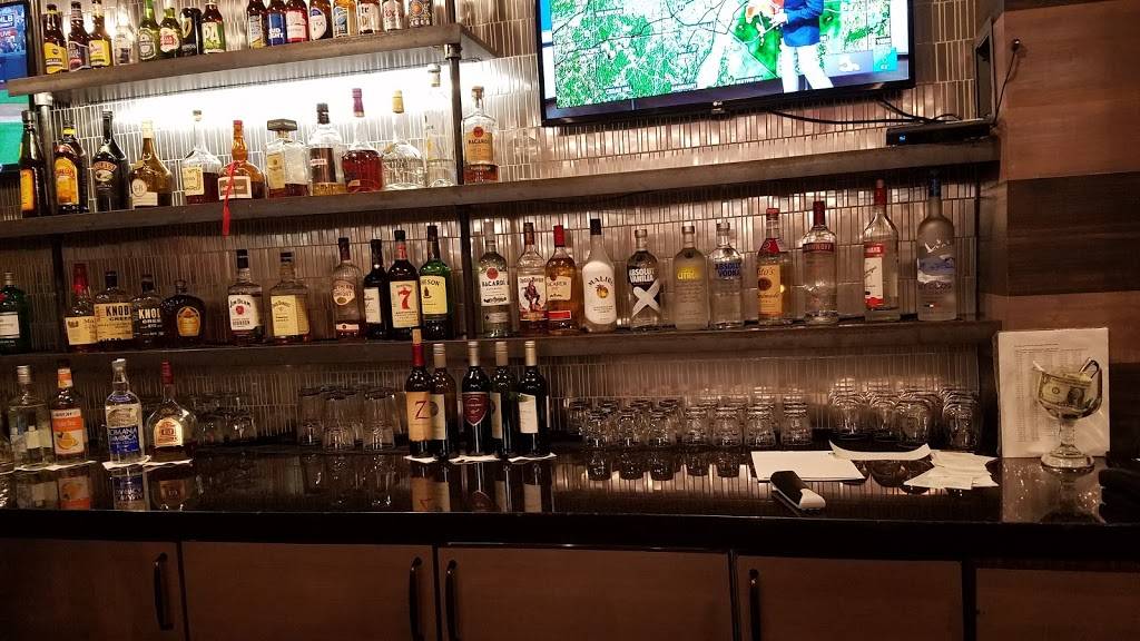 Underground Burger Bar | restaurant | 4505 Woodson Rd, St. Louis, MO 63134, USA | 3144274700 OR +1 314-427-4700