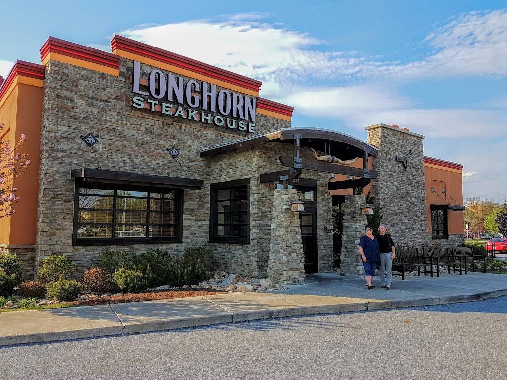LongHorn Steakhouse | meal takeaway | 2173 S Pleasant Valley Rd, Winchester, VA 22601, USA | 5405457047 OR +1 540-545-7047