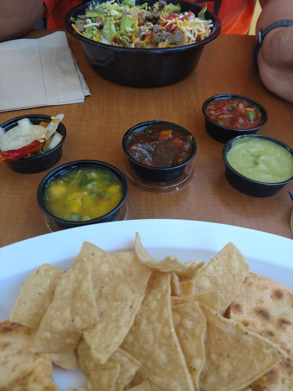 La Salsa | restaurant | 5525 Auto Mall Pkwy, Fremont, CA 94538, USA | 5106518292 OR +1 510-651-8292