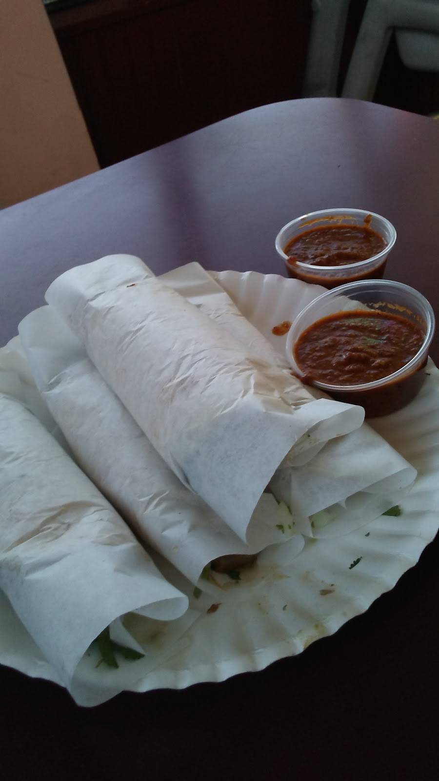 taqueria los primos | restaurant | 225 W Anaheim St, Long Beach, CA 90813, USA | 5622185217 OR +1 562-218-5217