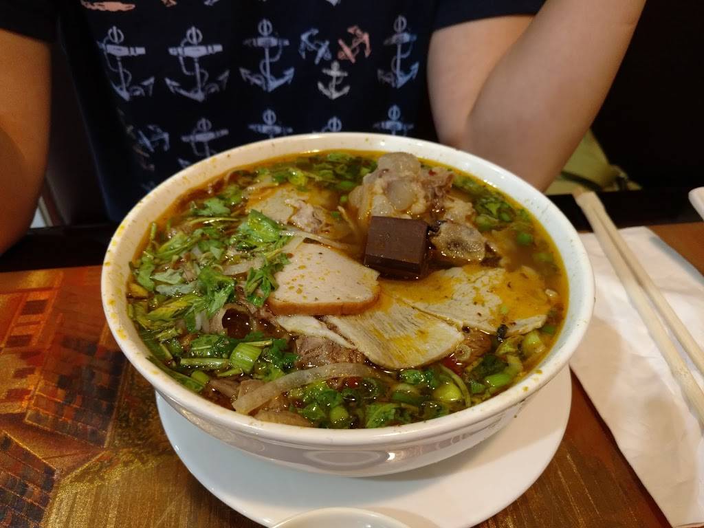 Pho Golden | restaurant | 1268 MD-3, Crofton, MD 21114, USA | 4432924323 OR +1 443-292-4323