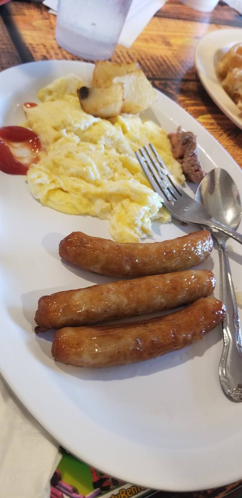 Grannies Country Cookin | restaurant | 367 N Temple Ave, Starke, FL 32091, USA | 9049645810 OR +1 904-964-5810