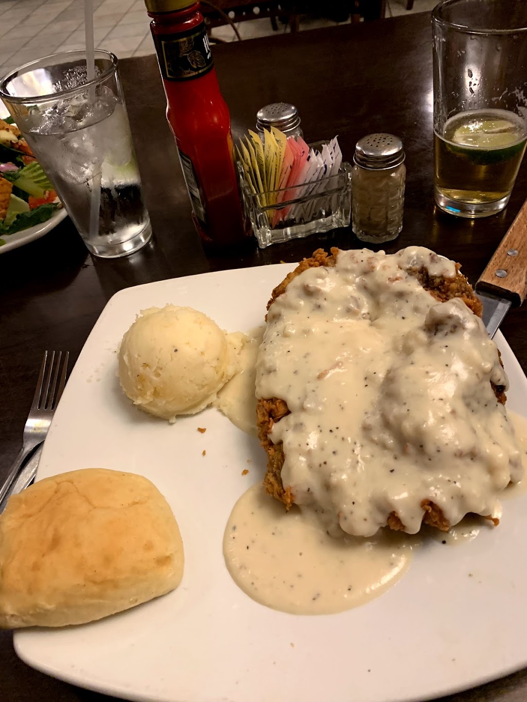 JRS Chophouse B&B | restaurant | 119 N Main St, Jacksboro, TX 76458, USA | 9405676464 OR +1 940-567-6464