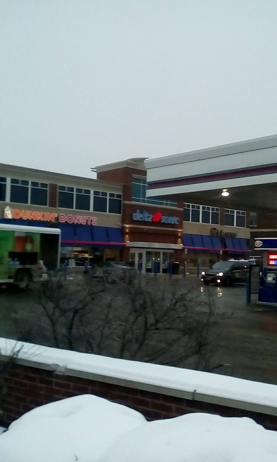 Delta Sonic Car Wash | bakery | 1264 Main St, Buffalo, NY 14209, USA | 7168822941 OR +1 716-882-2941