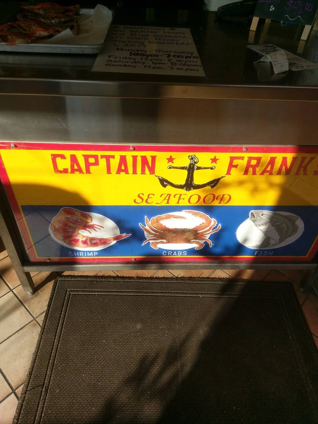 Captn Franks Seafood | restaurant | 201 N Highland Ave, Baltimore, MD 21224, USA | 4103273525 OR +1 410-327-3525