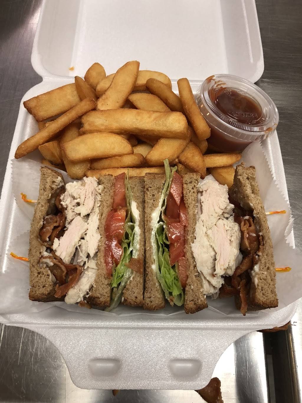 Faunts Pizza | restaurant | 200 Washington St, Peabody, MA 01960, USA | 9785310992 OR +1 978-531-0992