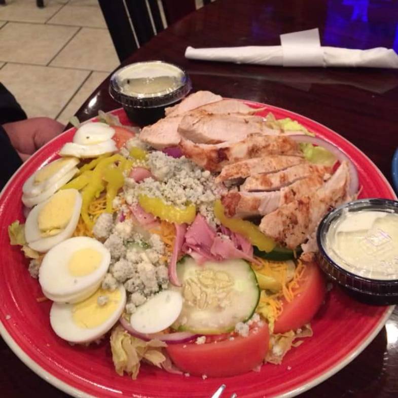 Callaways Grille | restaurant | 6666 Chapel Rd, Madison, OH 44057, USA | 4402530330 OR +1 440-253-0330