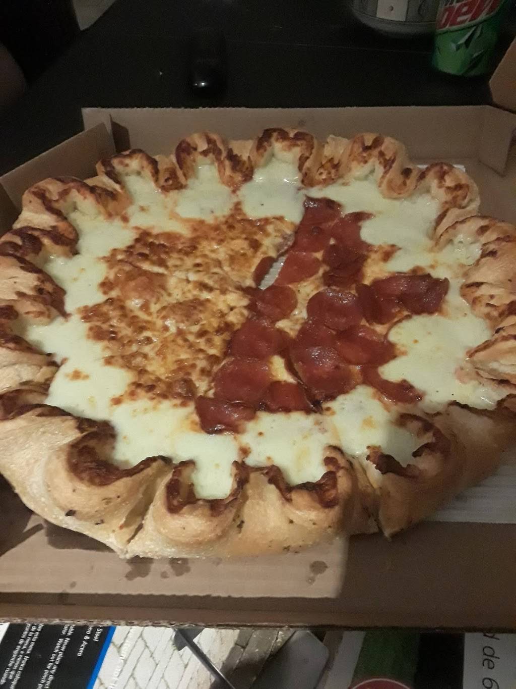 Pizza Hut | meal takeaway | 11802 Tesson Ferry Rd, St. Louis, MO 63128, USA | 3148421111 OR +1 314-842-1111