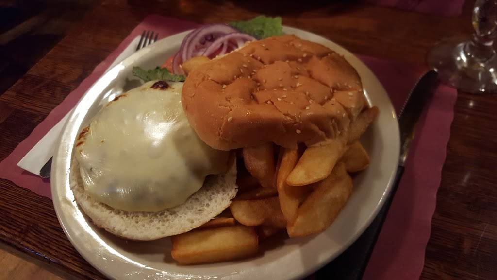 McQuaids Public House | restaurant | 589 11th Ave, New York, NY 10036, USA | 6467918203 OR +1 646-791-8203