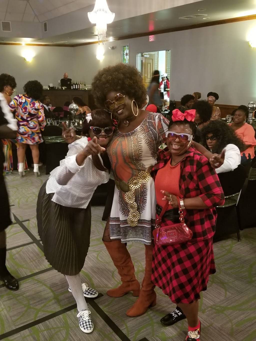 Flame Catering & Banquet Center | restaurant | 2301 Neuse Blvd, New Bern, NC 28560, USA | 2526331193 OR +1 252-633-1193