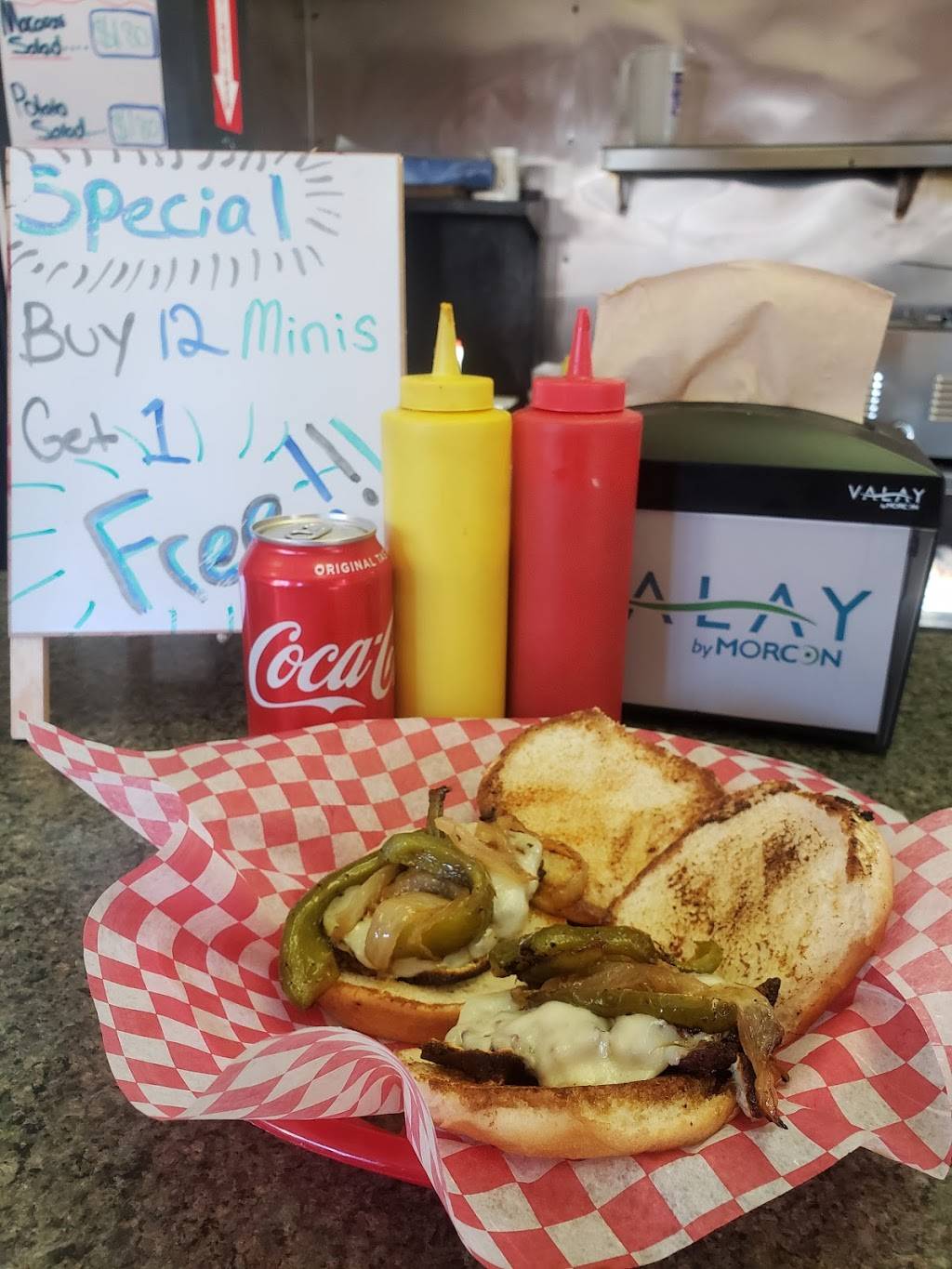 Vinnys Mini Hot Dogs | restaurant | 142 Milton Ave, Ballston Spa, NY 12020, USA | 5183093002 OR +1 518-309-3002