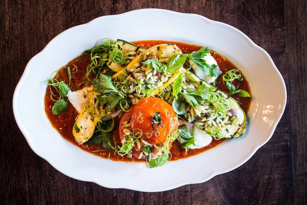 Helen in the Heights | restaurant | 1111 Studewood St #B, Houston, TX 77008, USA | 8325827146 OR +1 832-582-7146