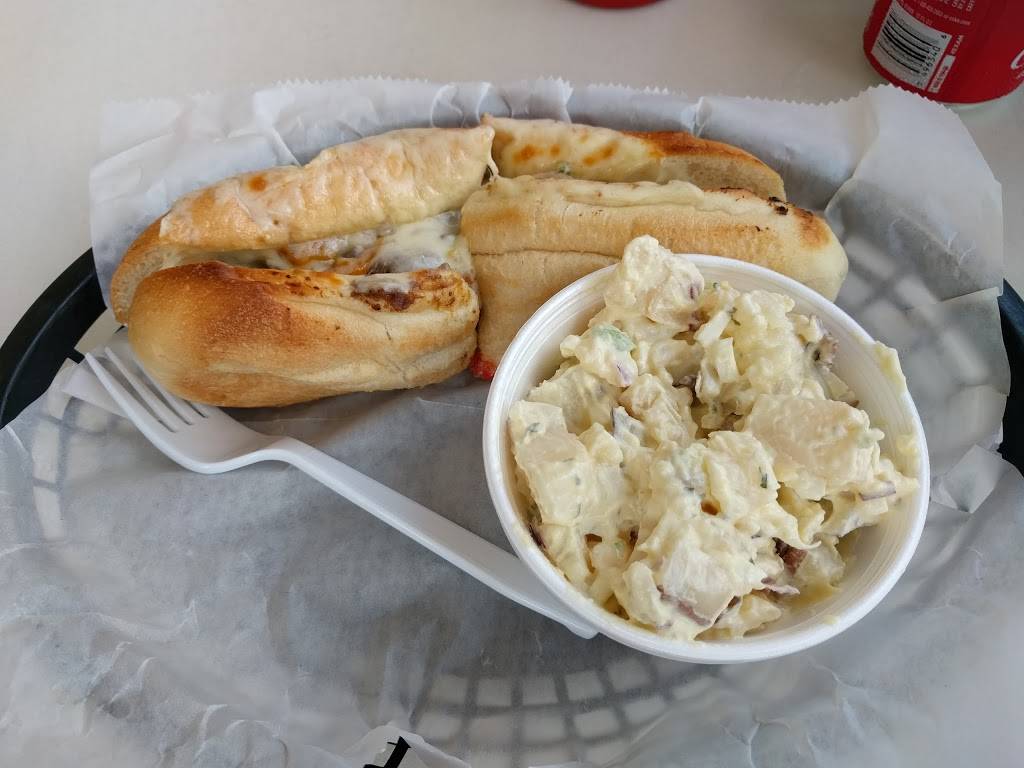 Connies Deli | restaurant | 4360 Carraway Pl, Sanford, FL 32771, USA | 4073228800 OR +1 407-322-8800