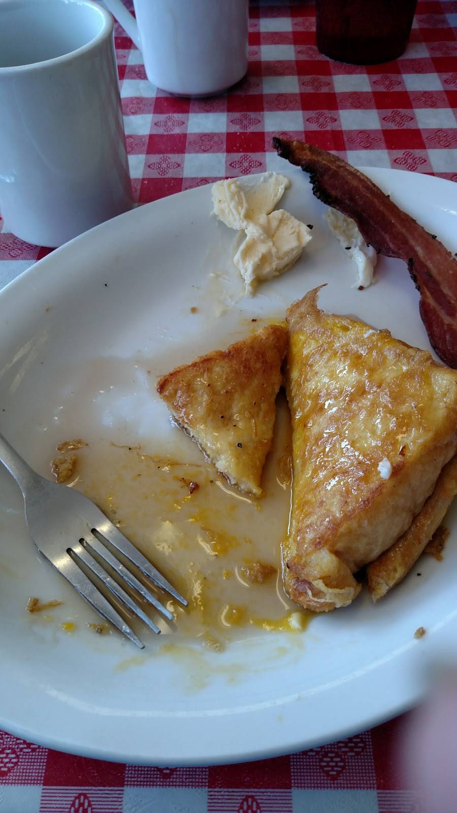 Grays Cafe | restaurant | 200 1st St, Ault, CO 80610, USA | 9708340741 OR +1 970-834-0741