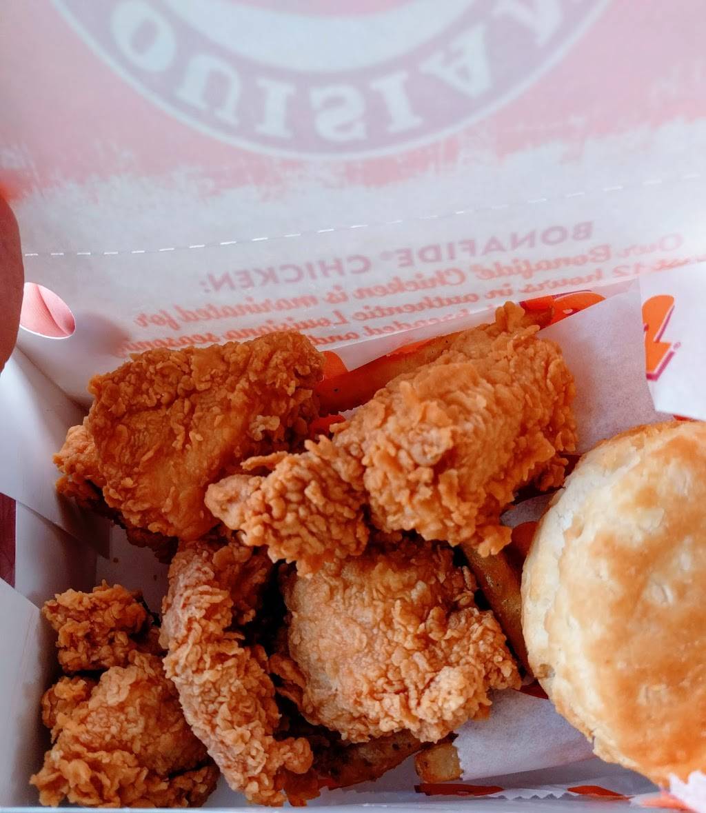 Popeyes Louisiana Kitchen | restaurant | 230 W Mitchell Hammock Rd, Oviedo, FL 32765, USA | 4072780577 OR +1 407-278-0577