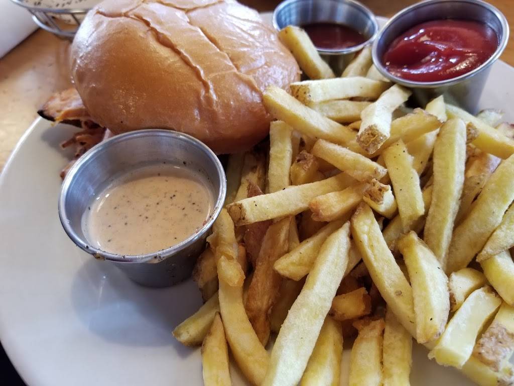 Jim n Nicks Bar-B-Q | restaurant | 2359 N Germantown Pkwy, Cordova, TN 38016, USA | 9013880998 OR +1 901-388-0998