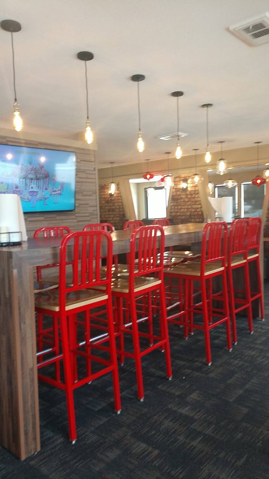 Pizza Hut | restaurant | 610 S Colorado St, Lockhart, TX 78644, USA | 5123983451 OR +1 512-398-3451