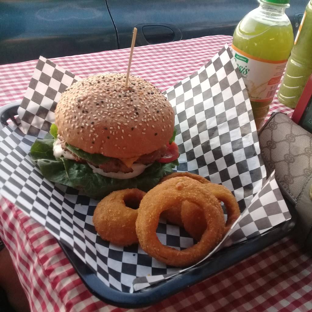 MASTER BURGER ROSARITO | restaurant | 22707, calle marte r gomez, colonia Mazatlan, Amp Mazatlan, 22707 Rosarito, B.C., Mexico | 016616137693 OR +52 661 613 7693
