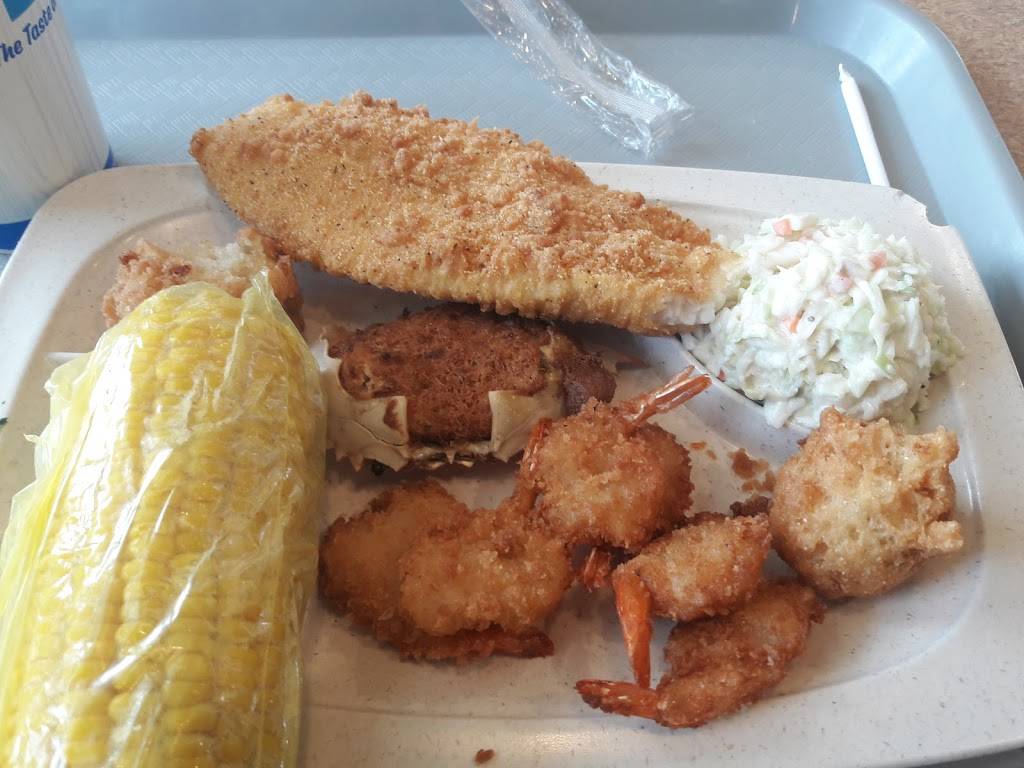 Captain Ds | restaurant | 6027 W Colonial Dr, Orlando, FL 32808, USA | 4072983466 OR +1 407-298-3466