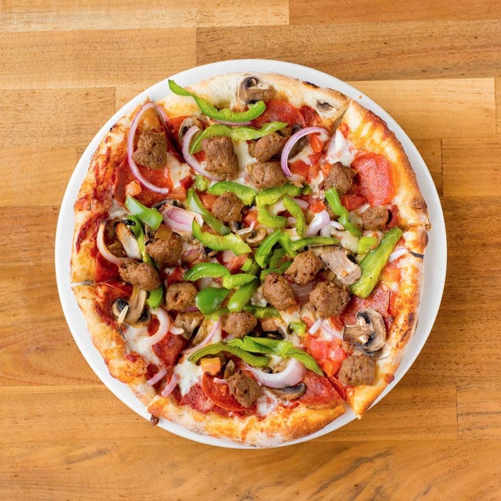Oggis Sports | Brewhouse | Pizza | restaurant | 6681 W Beardsley Rd, Glendale, AZ 85308, USA | 6235668080 OR +1 623-566-8080