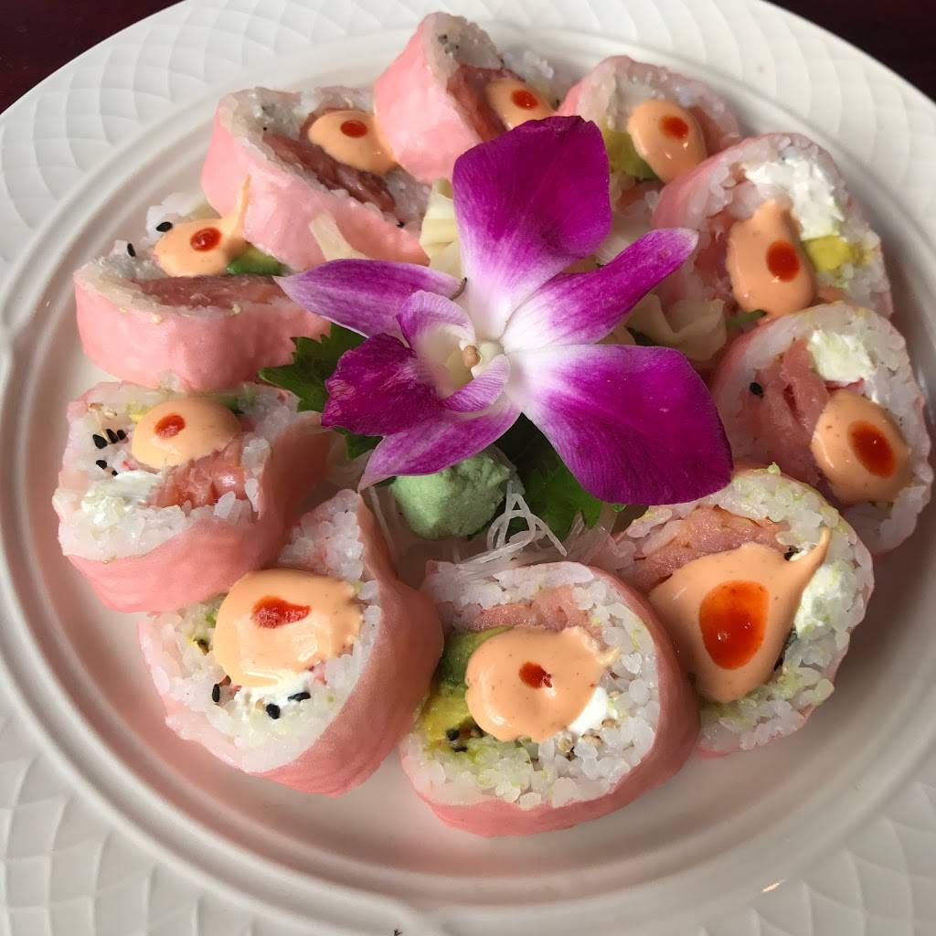 Hashi Sushi Lounge | restaurant | 2835 N Broadway, Chicago, IL 60657, USA | 7739048800 OR +1 773-904-8800