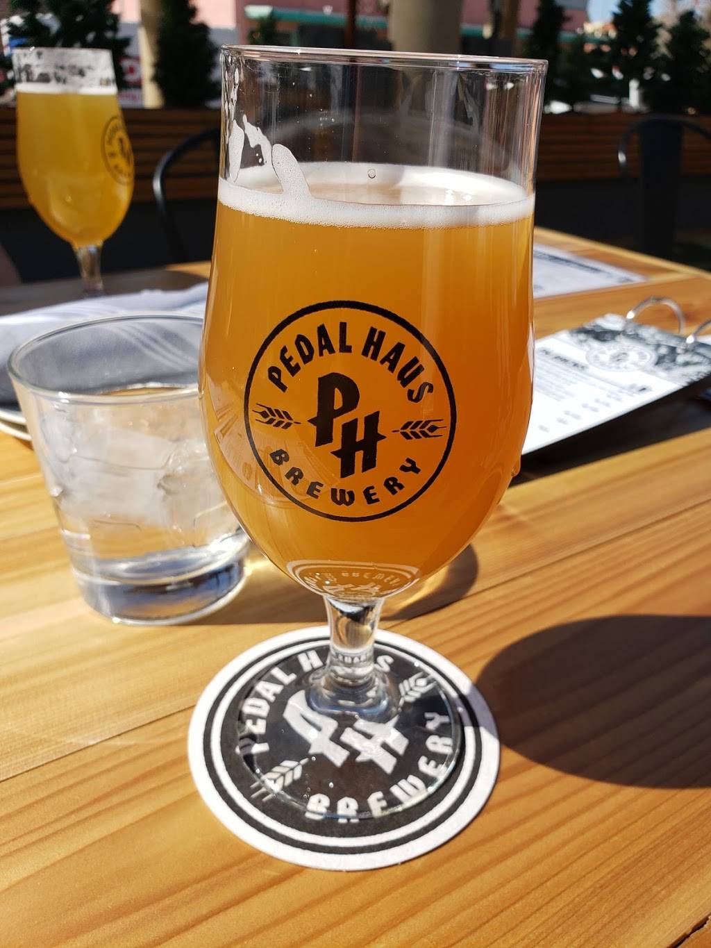 Pedal Haus Brewery | restaurant | 95 W Boston St, Chandler, AZ 85225, USA | 4806561639 OR +1 480-656-1639