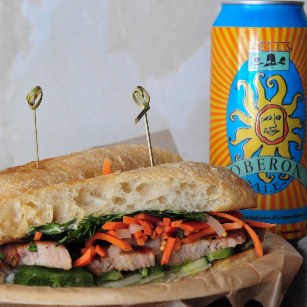 Linus & Peppers | restaurant | 126 S Salisbury St, Raleigh, NC 27601, USA | 9198333866 OR +1 919-833-3866