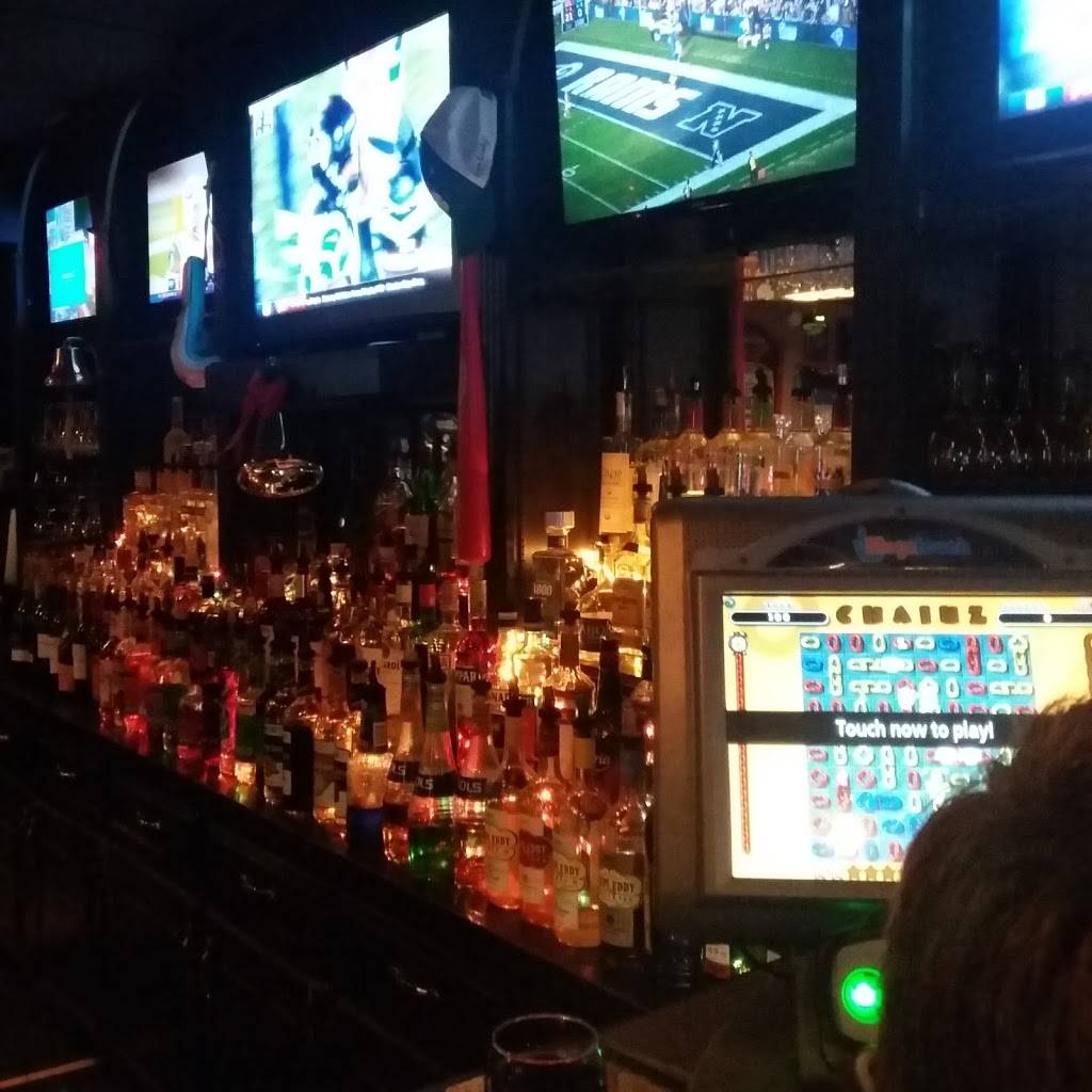 Triple Play Sports Bar and Grille | restaurant | 16 Straits Turnpike, Watertown, CT 06795, USA | 8604172877 OR +1 860-417-2877