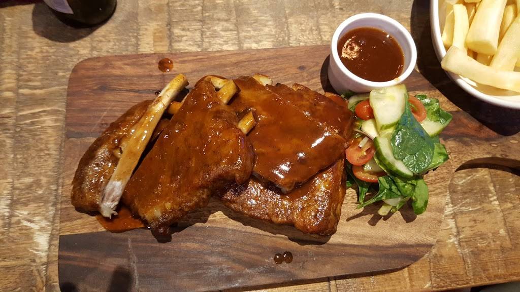 Pate Palo | restaurant | 251-3 Dyckman St, New York, NY 10034, USA | 6469186242 OR +1 646-918-6242