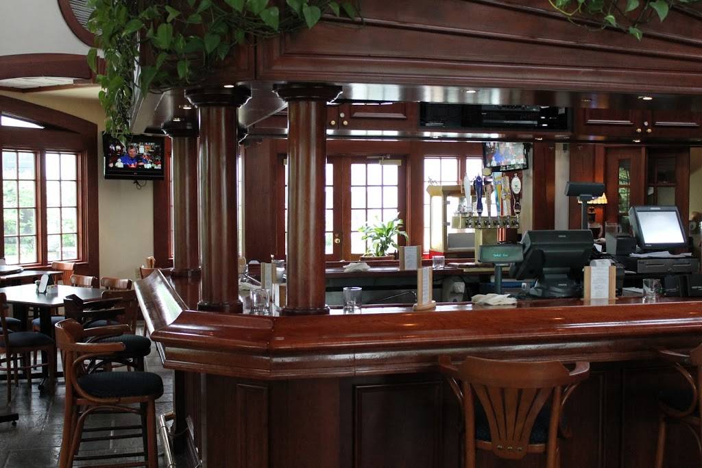 Whiskers | restaurant | 200 W Park Ave, State College, PA 16803, USA | 8148658580 OR +1 814-865-8580