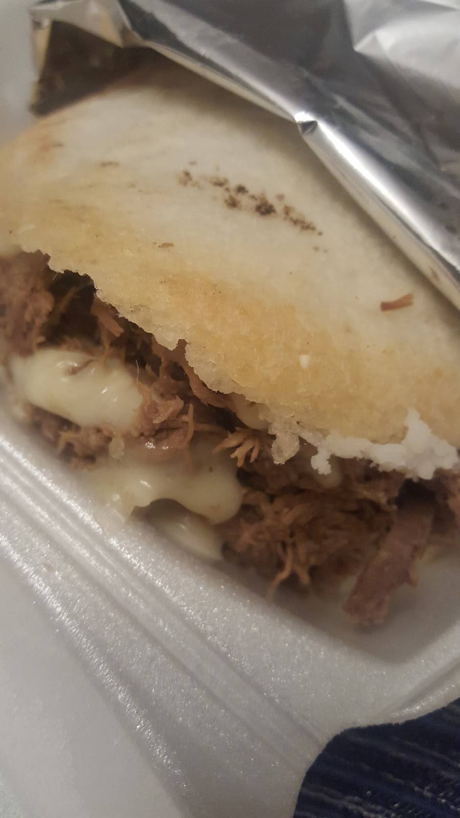 Arepas Colombianas | restaurant | 123 Elmora Ave, Elizabeth, NJ 07202, USA | 9084695723 OR +1 908-469-5723