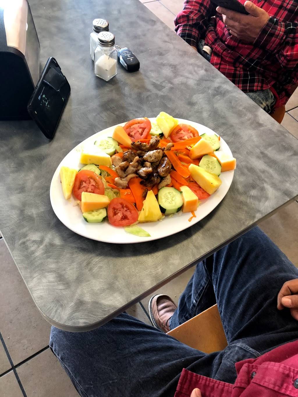 R Mexican Food | restaurant | 601 McCray St, Hollister, CA 95023, USA | 8316364805 OR +1 831-636-4805